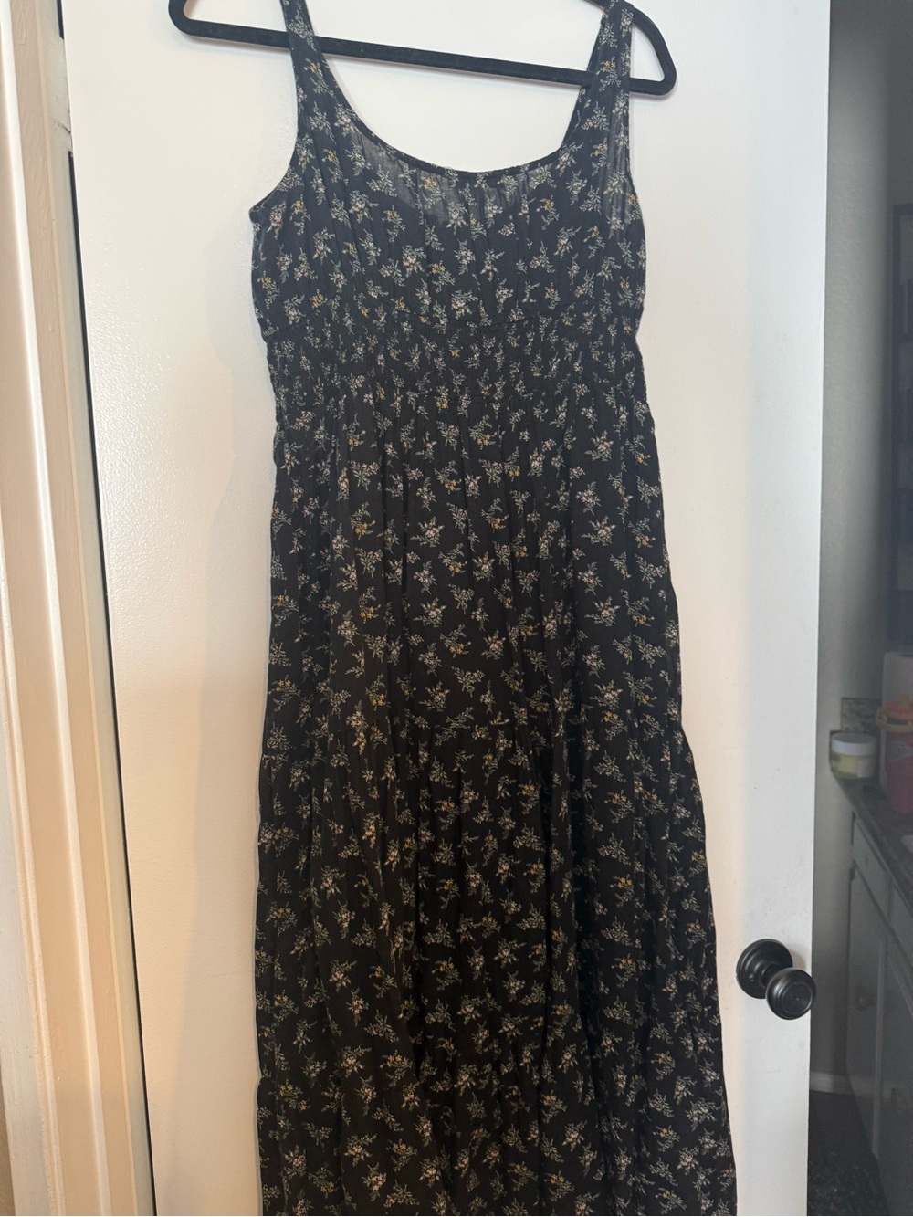 AE Black Floral Sleeveless Maxi Dress - Picture 7 of 10